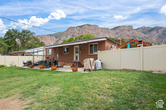 Photo 26 for MLS #2112923 at 261 Vanburen Ave