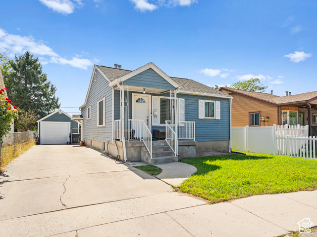 Photo 2 for MLS #2112954 at 766 E Spring View Dr