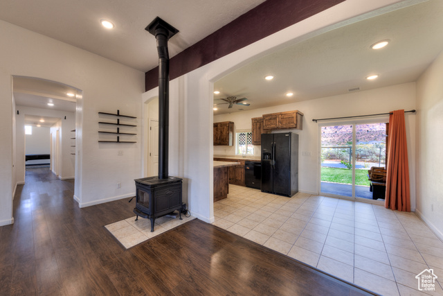 Photo 9 for MLS #2112956 at 417 E Coronado Ln