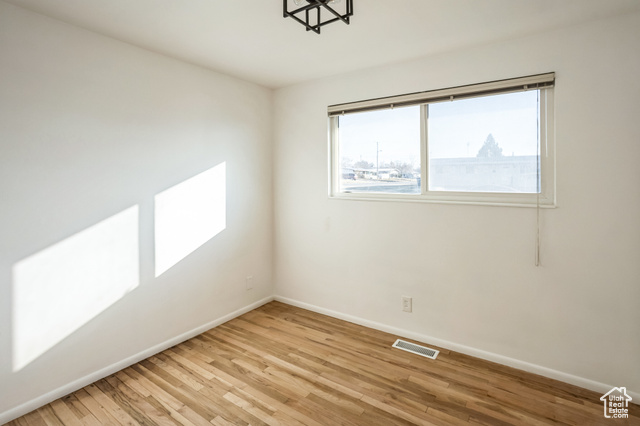Photo 12 for MLS #2112958 at 428 W 2650 North