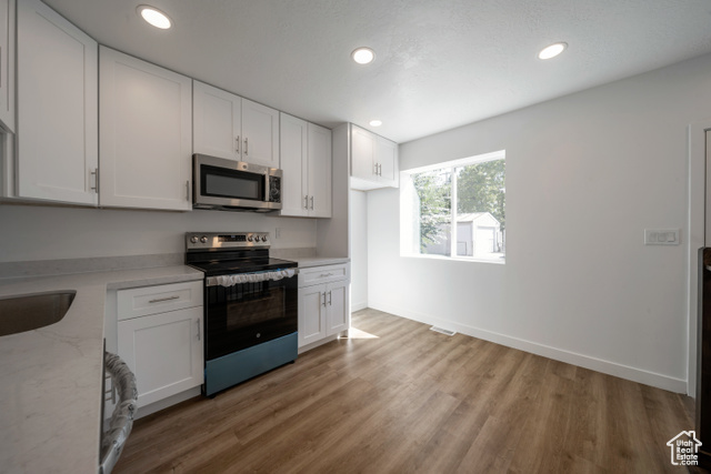 Photo 12 for MLS #2112969 at 2831 S Merton Way