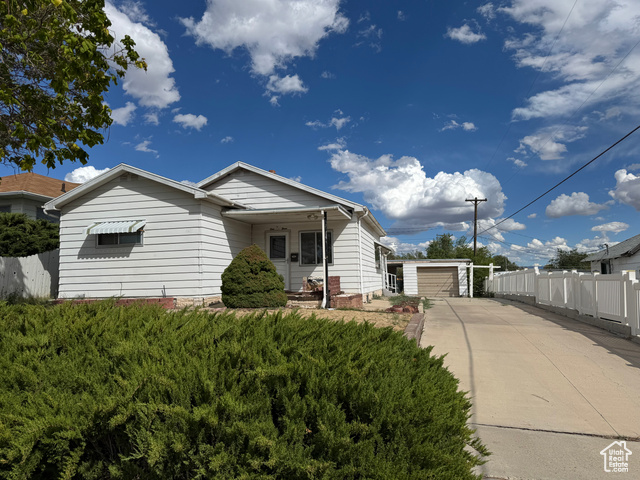 133 S 300 E, Price UT 84501