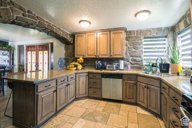 Photo 3 for MLS #2112976 at 331 W 1500 South