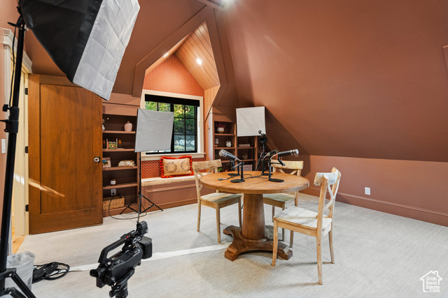 Photo 60 for MLS #2112983 at 1141 S Oak Leaf Ln