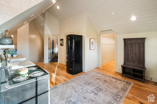 Photo 68 for MLS #2112983 at 1141 S Oak Leaf Ln