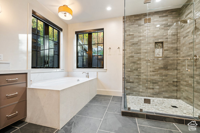 Photo 50 for MLS #2112983 at 1141 S Oak Leaf Ln
