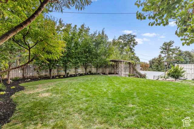 Photo 11 for MLS #2112985 at 652 E 2025 South