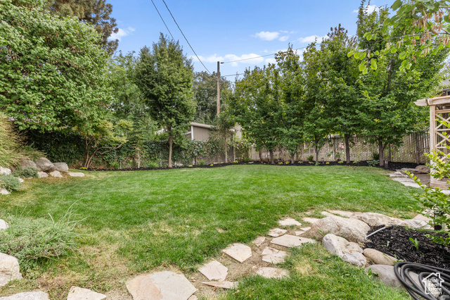 Photo 12 for MLS #2112985 at 652 E 2025 South