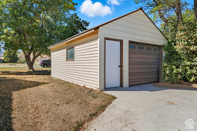 Photo 16 for MLS #2112994 at 180 N Bear Lake Blvd