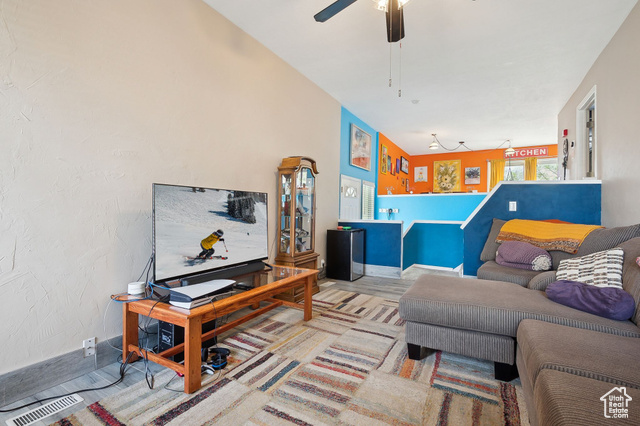 Photo 6 for MLS #2112997 at 2409 W Hardrock Dr