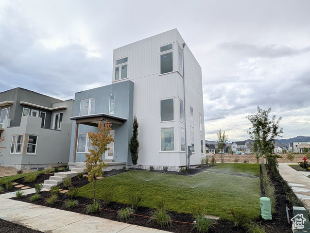 11372 S AQUA ST #228, South Jordan UT 84009