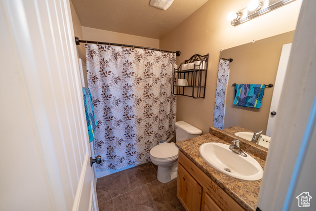 Photo 5 for MLS #2113009 at 1605 E 8900 South