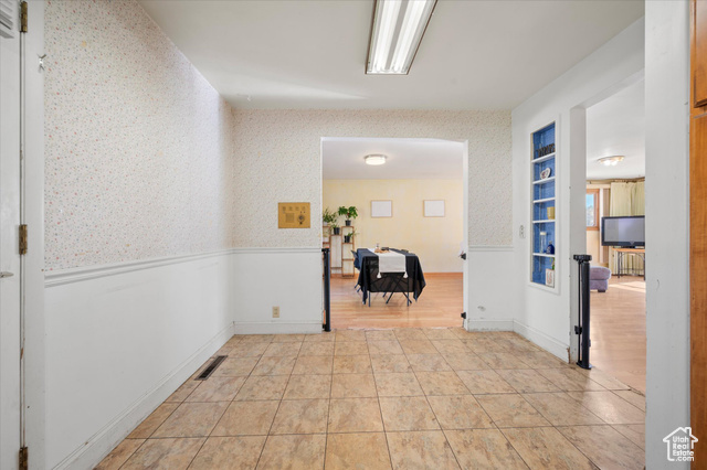 Photo 13 for MLS #2113017 at 275 S 600 East