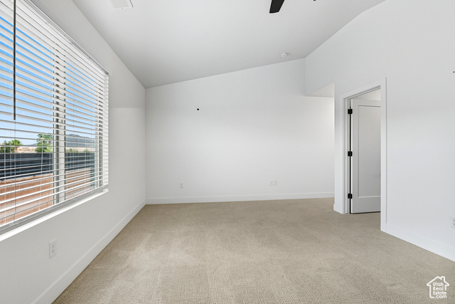 Photo 11 for MLS #2113021 at 2261 S Tonaquint Dr #31