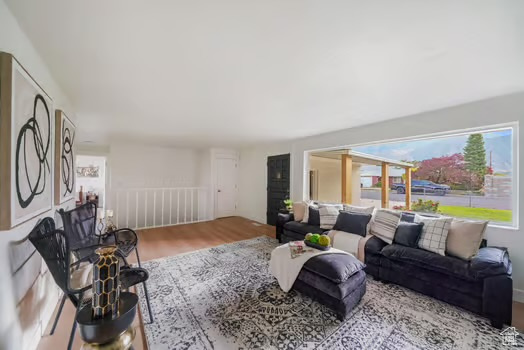 Photo 5 for MLS #2113022 at 1084 S 545 East