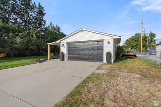 Photo 3 for MLS #2113022 at 1084 S 545 East