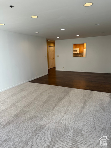 Photo 8 for MLS #2113023 at 48 W Broadway #1602