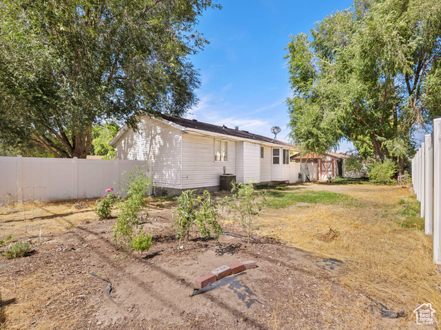 Photo 3 for MLS #2113026 at 9787 S David St