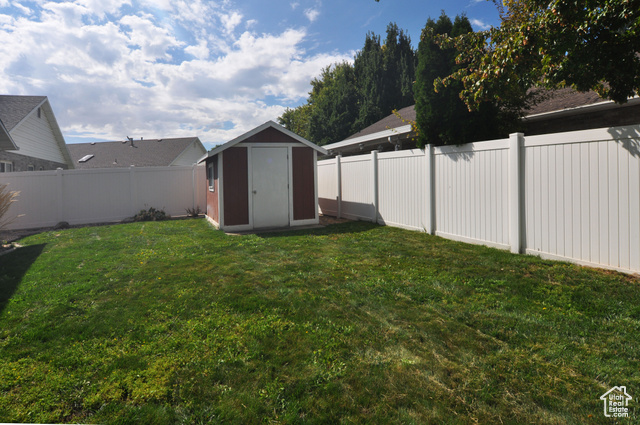 Photo 28 for MLS #2113039 at 4015 Meadow Wood Dr