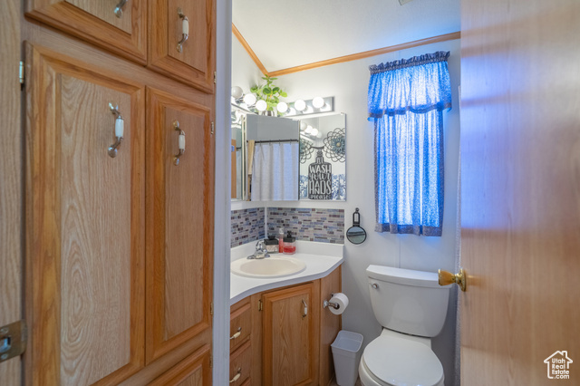 Photo 11 for MLS #2113047 at 1160 E Telegraph St #57