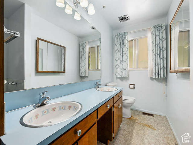 Photo 10 for MLS #2113053 at 918 E 2850 North