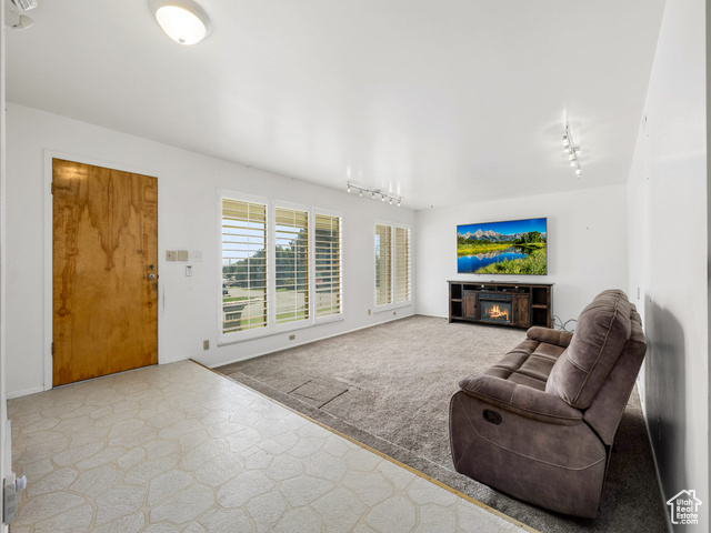 Photo 4 for MLS #2113053 at 918 E 2850 North