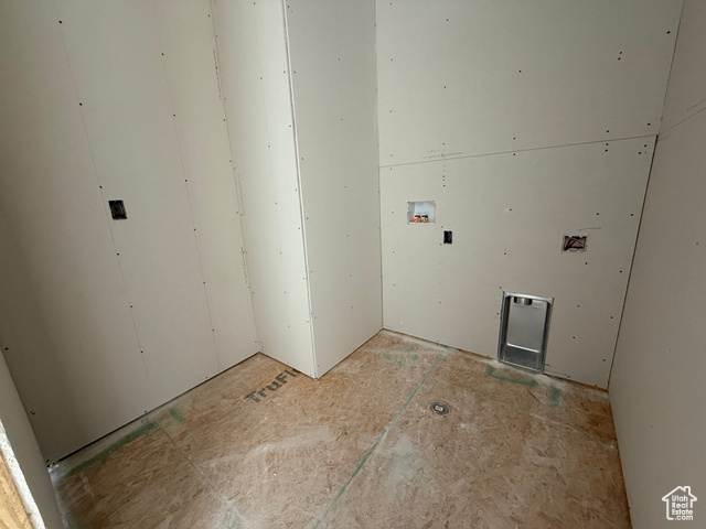 Photo 7 for MLS #2113090 at 2973 E Clarkstone Dr