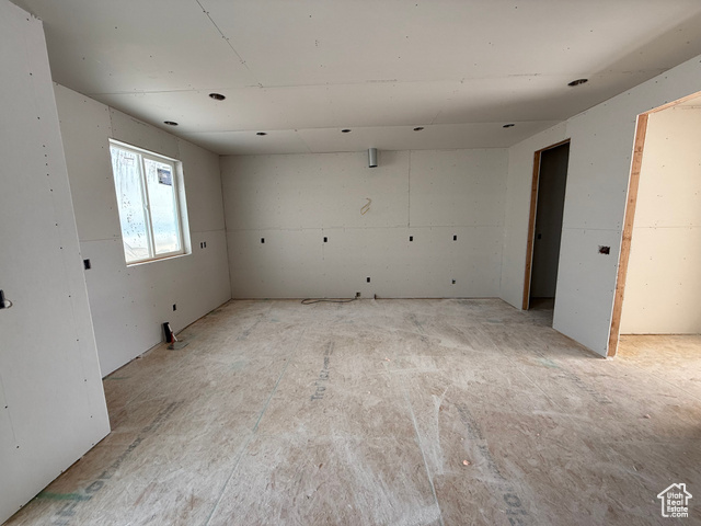 Photo 3 for MLS #2113090 at 2973 E Clarkstone Dr