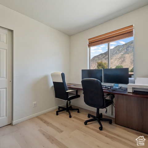 Photo 11 for MLS #2113103 at 565 N 200 West