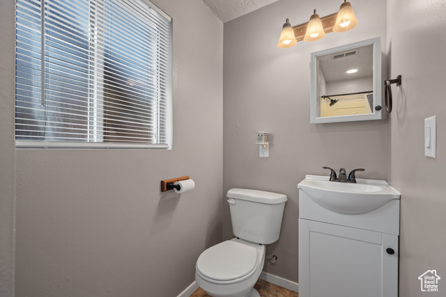 Photo 14 for MLS #2113103 at 565 N 200 West
