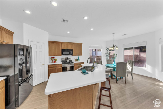 Photo 16 for MLS #2113116 at 1667 Morane Manor Dr