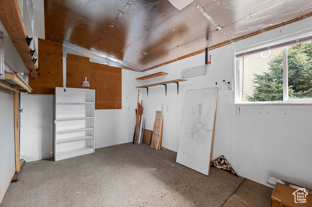 Photo 32 for MLS #2113128 at 208 N Guidelight Dr