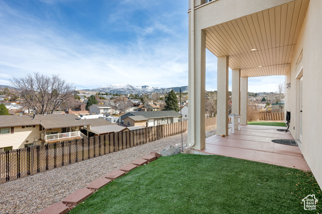 Photo 28 for MLS #2113128 at 208 N Guidelight Dr