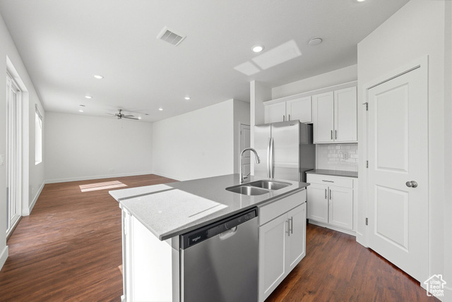 Photo 5 for MLS #2113131 at 7135 Woods Rose Dr
