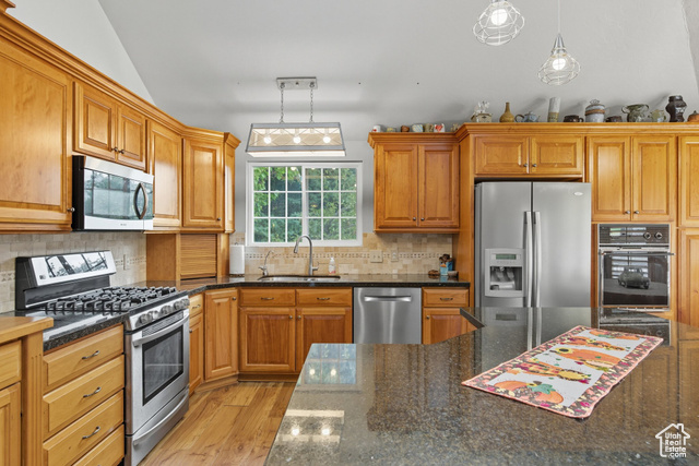 Photo 11 for MLS #2113160 at 10763 S 2000 East
