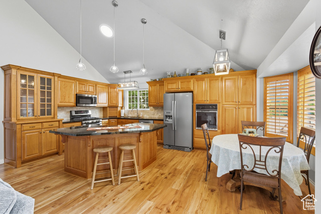 Photo 10 for MLS #2113160 at 10763 S 2000 East