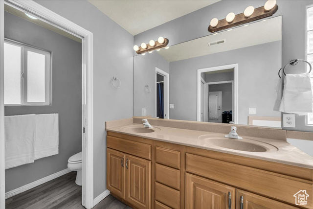 Photo 16 for MLS #2113161 at 199 W 2025 South #63