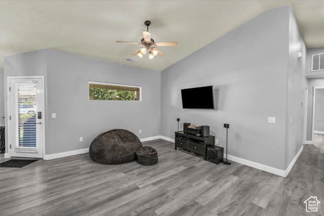 Photo 4 for MLS #2113161 at 199 W 2025 South #63