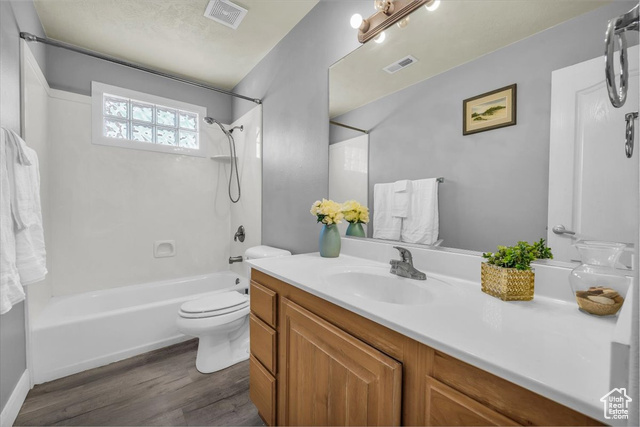 Photo 20 for MLS #2113161 at 199 W 2025 South #63