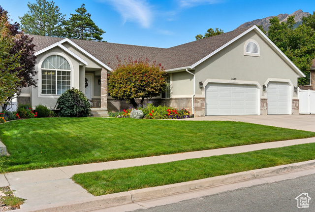 Photo 3 for MLS #2113168 at 2559 E Cupecoy Dr