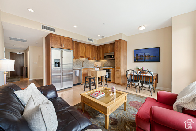 99 W SOUTH TEMPLE ST #303, Salt Lake City UT 84101