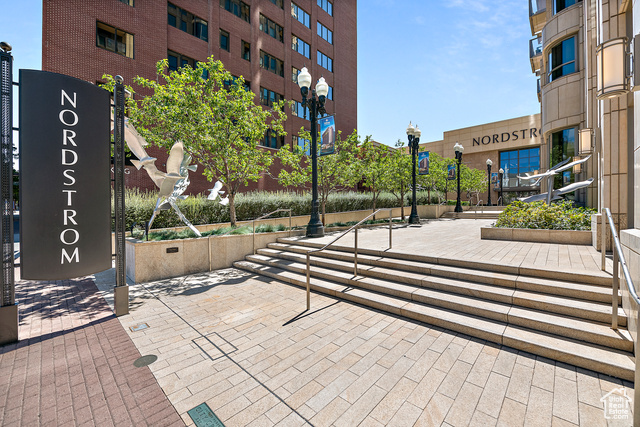 99 W South Temple St S 303