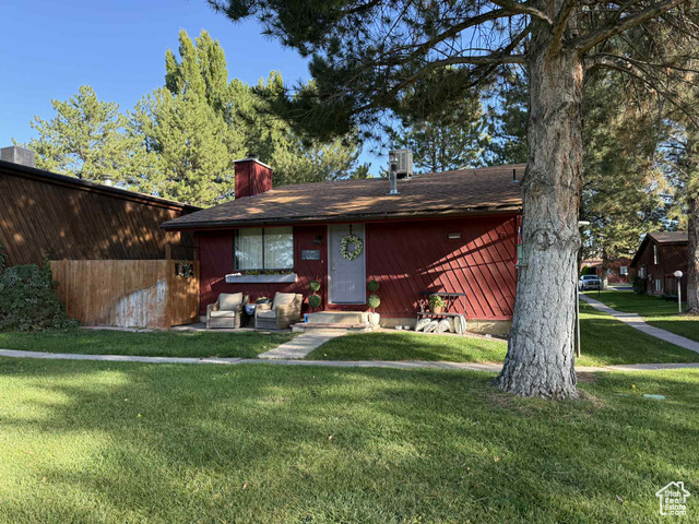 Photo 2 for MLS #2113175 at 1450 E Sagewood