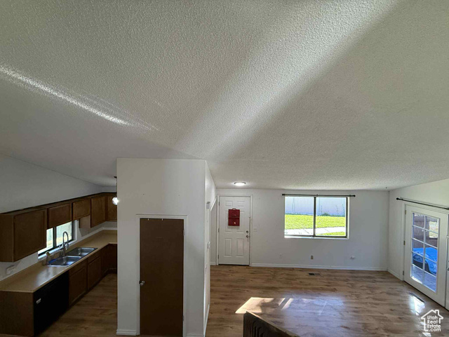 Photo 5 for MLS #2113175 at 1450 E Sagewood