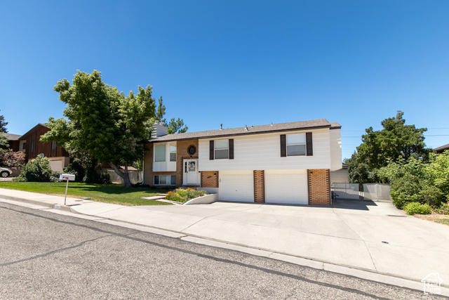 Photo 46 for MLS #2113179 at 1008 S Fountain Dr