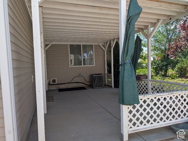 Photo 19 for MLS #2113186 at 875 N 650 East