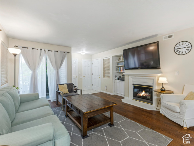 Photo 4 for MLS #2113204 at 3847 S Salt River Way #1