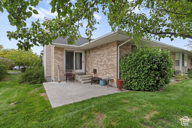 Photo 23 for MLS #2113213 at 139 W Hidden Hollow Cir