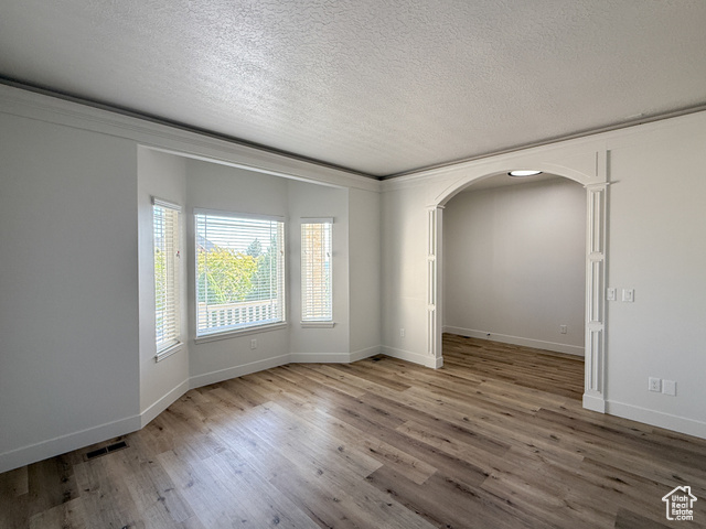 Photo 4 for MLS #2113257 at 152 W 4050 North