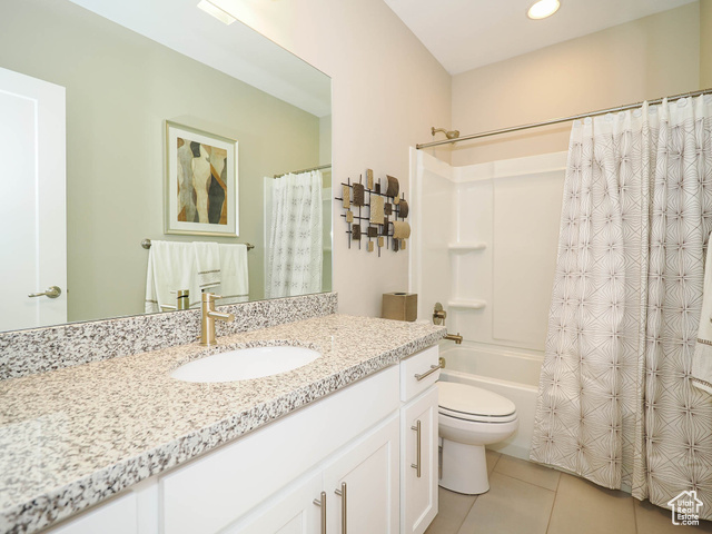 Photo 48 for MLS #2113258 at 5678 W Blue Creek Dr